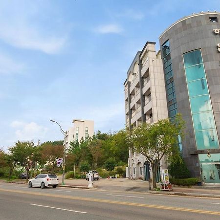 Sokcho White Lighthouse Pension Eksteriør bilde